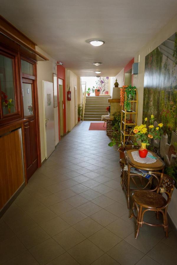 Erika Apartman Sárvár Exterior foto
